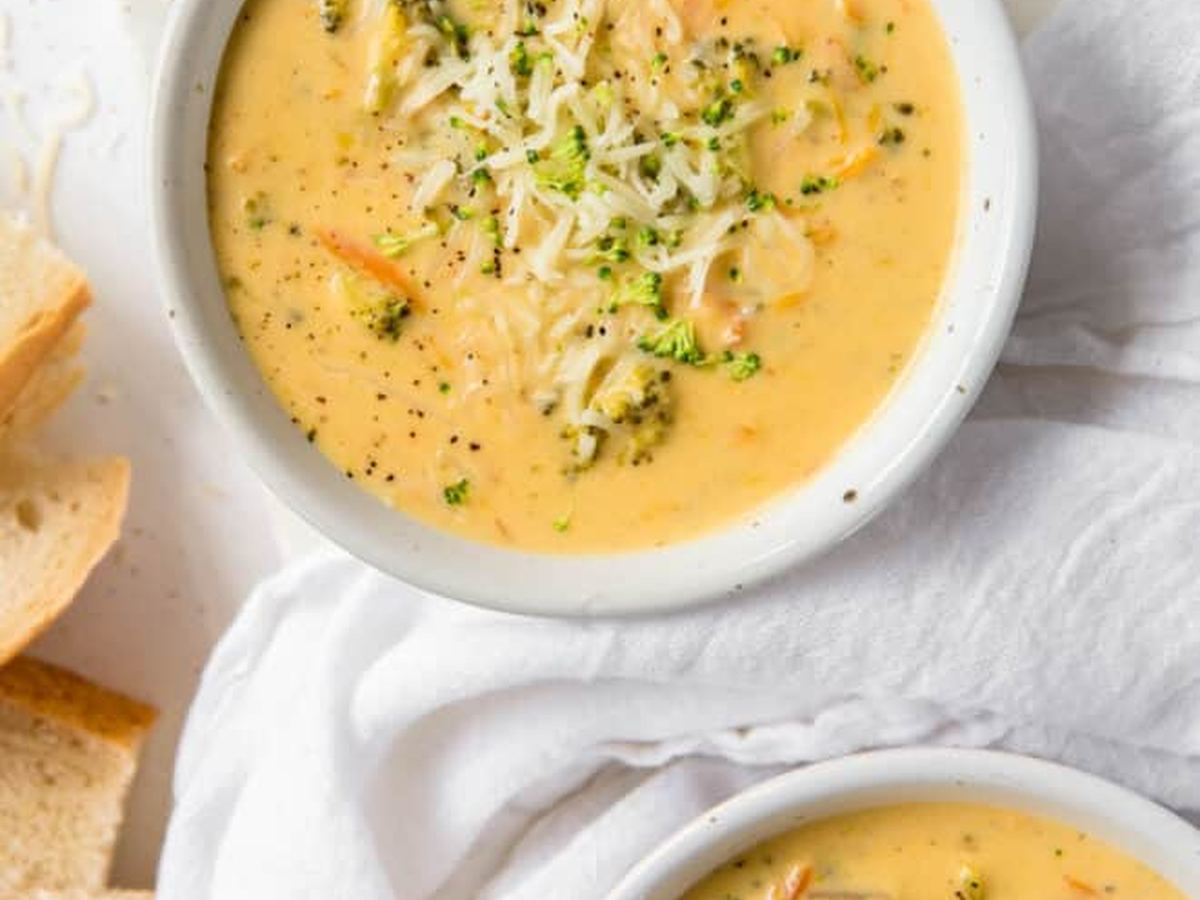 Brokkoli Cheddar Suppe