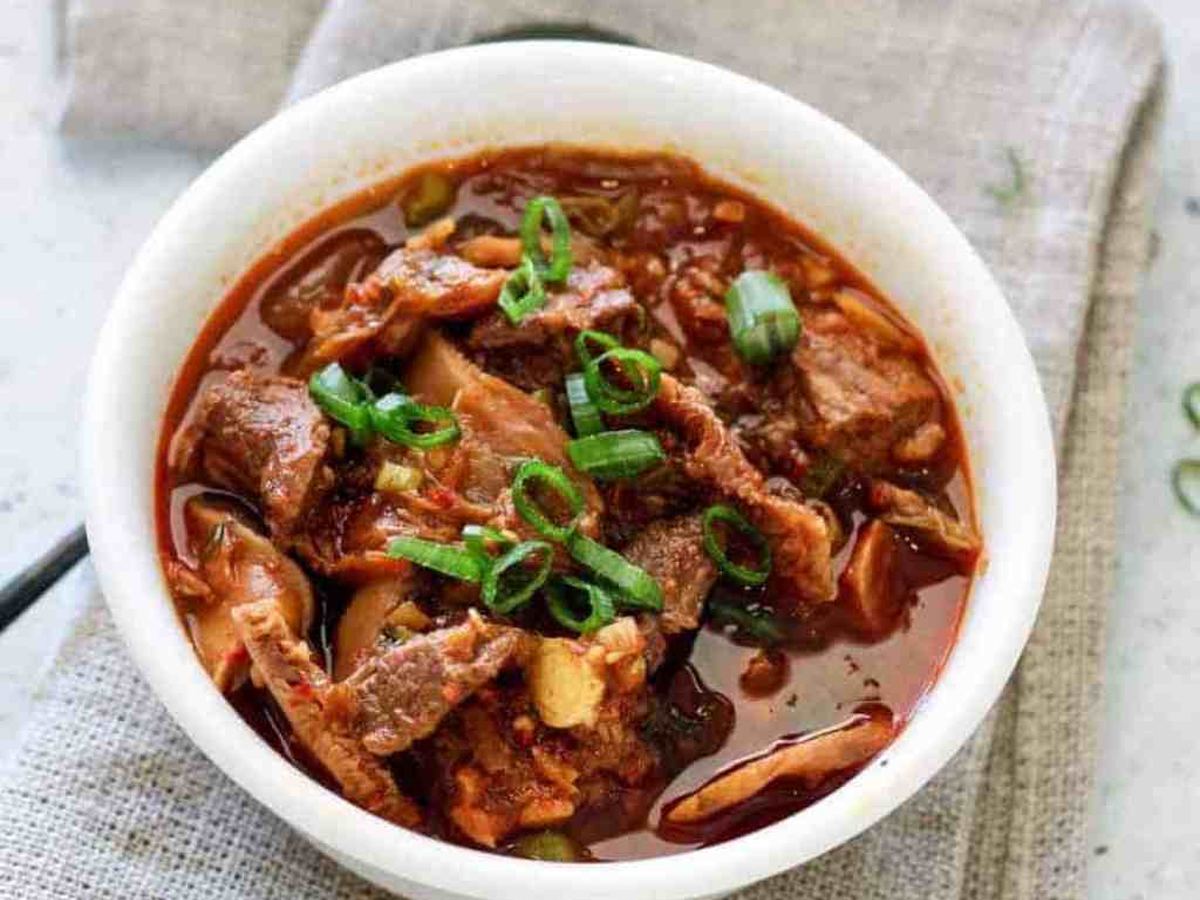 Koreansk kimchi-gryte