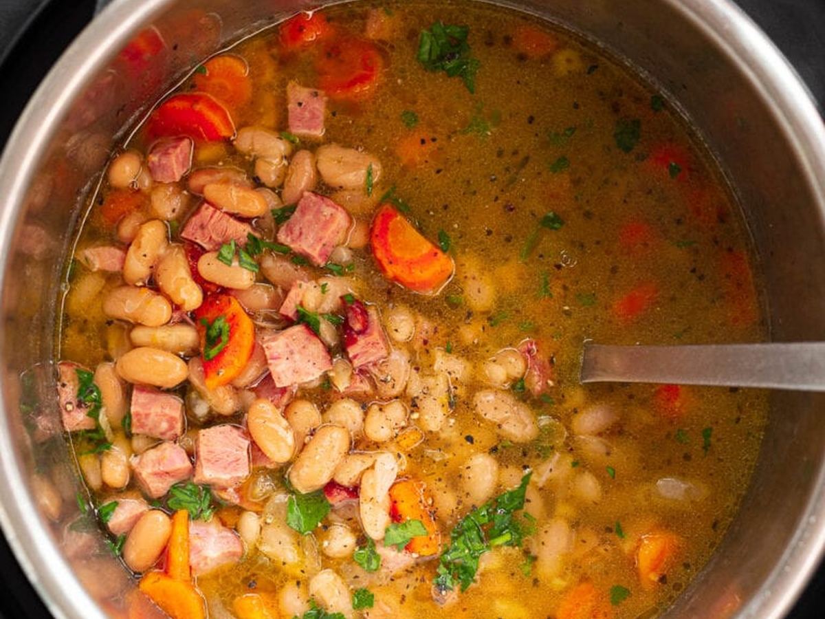 Skinke og bønnesuppe