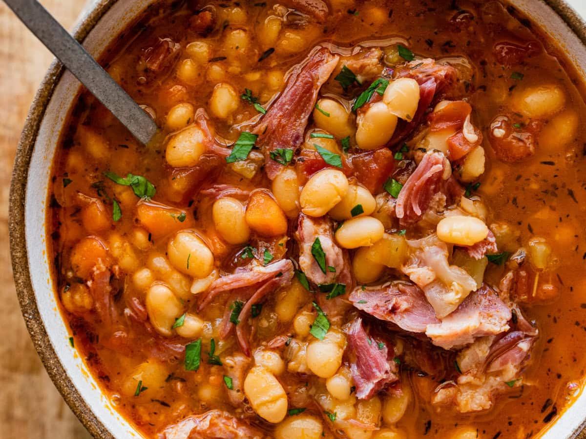Skinke og Navy Bean Suppe