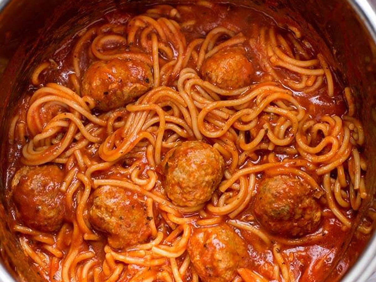 Spaghetti og kjøttboller
